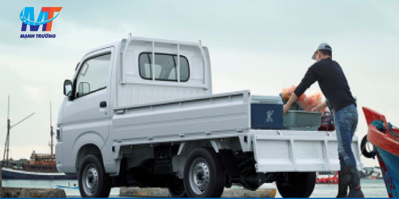 Nên sử dụng dịch vụ thuê xe tải chở hàng ở đâu uy tín?