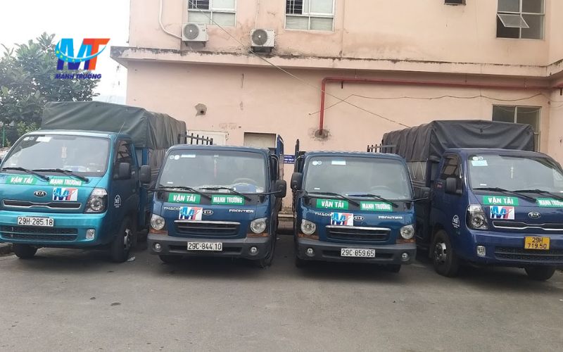 xe tải 500 kg chở hàng