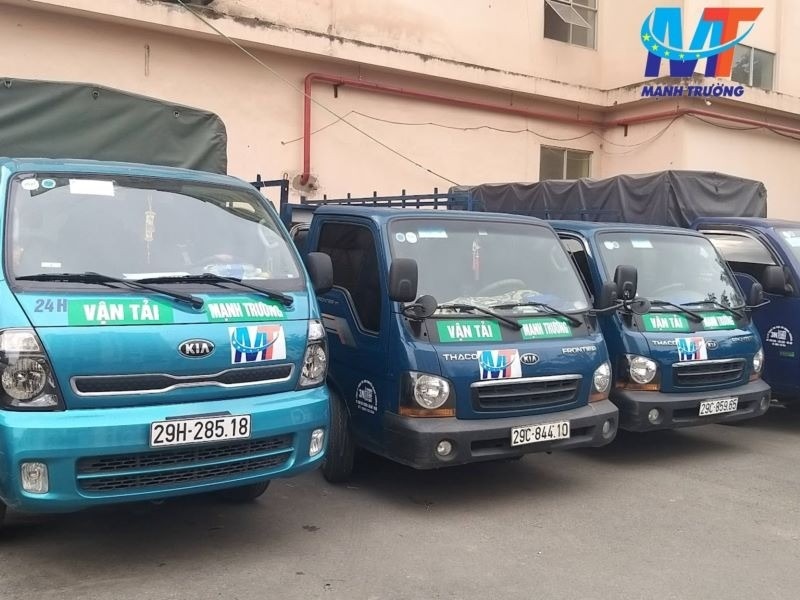 Dưới đây là bảng giá tham khảo cho dịch vụ thuê xe tải chuyển đồ giá rẻ Hà Nội tại Mạnh Trường (giá có thể thay đổi tùy theo quãng đường và loại xe):