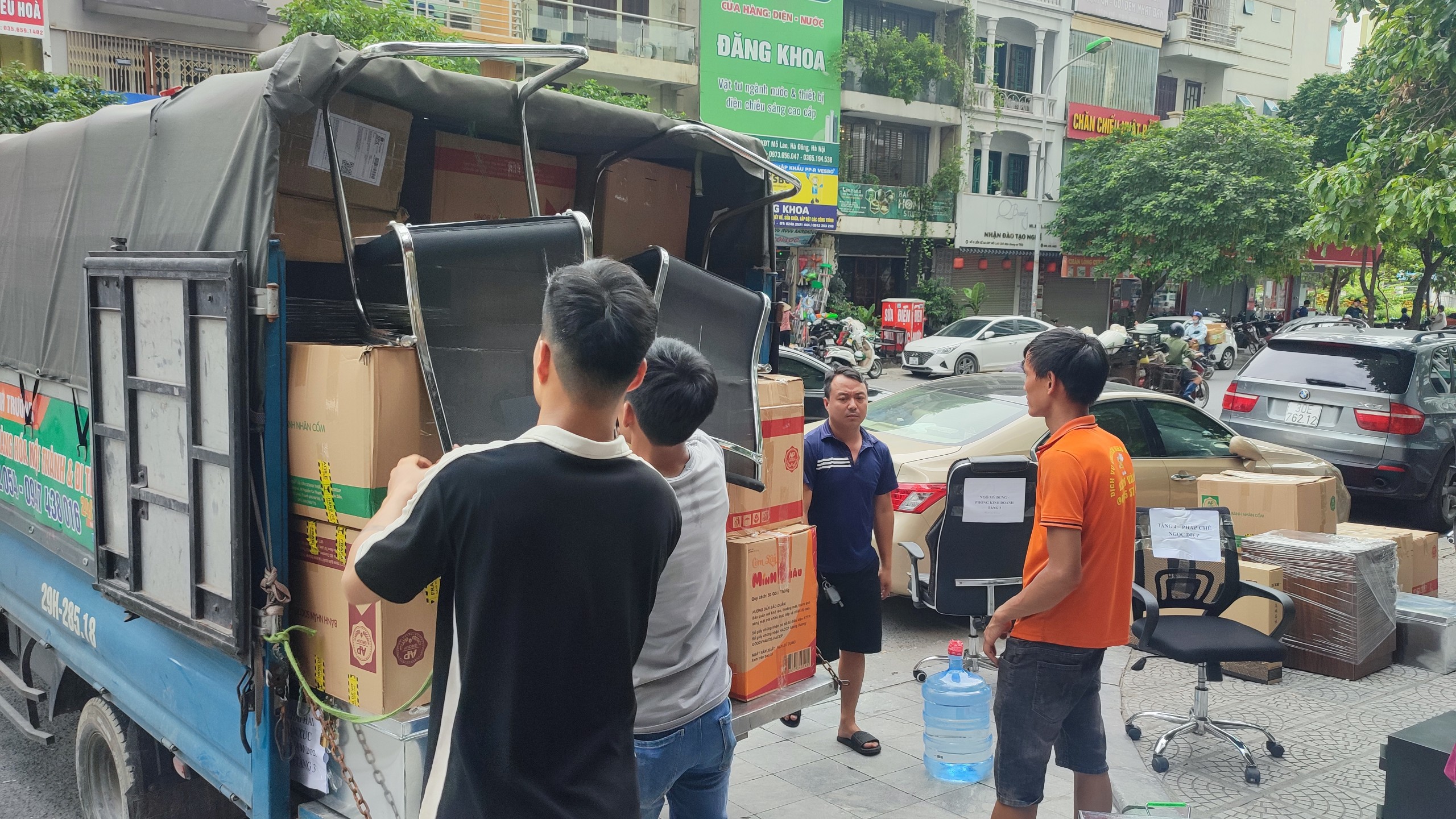 Dịch Vụ Chuyển Nhà Chuyên Nghiệp Giá Rẻ - Mạnh Trường